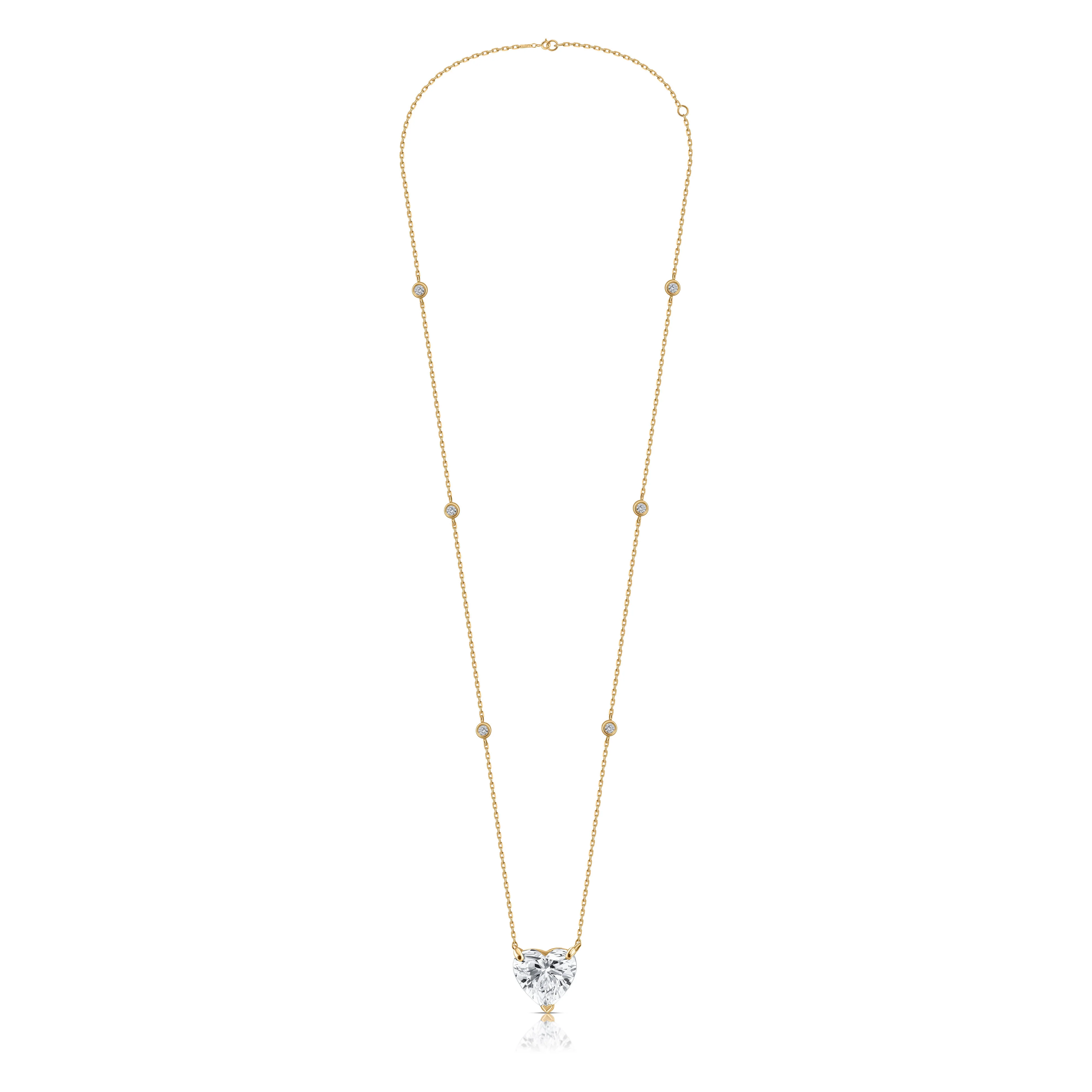 "Coeur de Lune" Heart Shape Necklace - Image 5