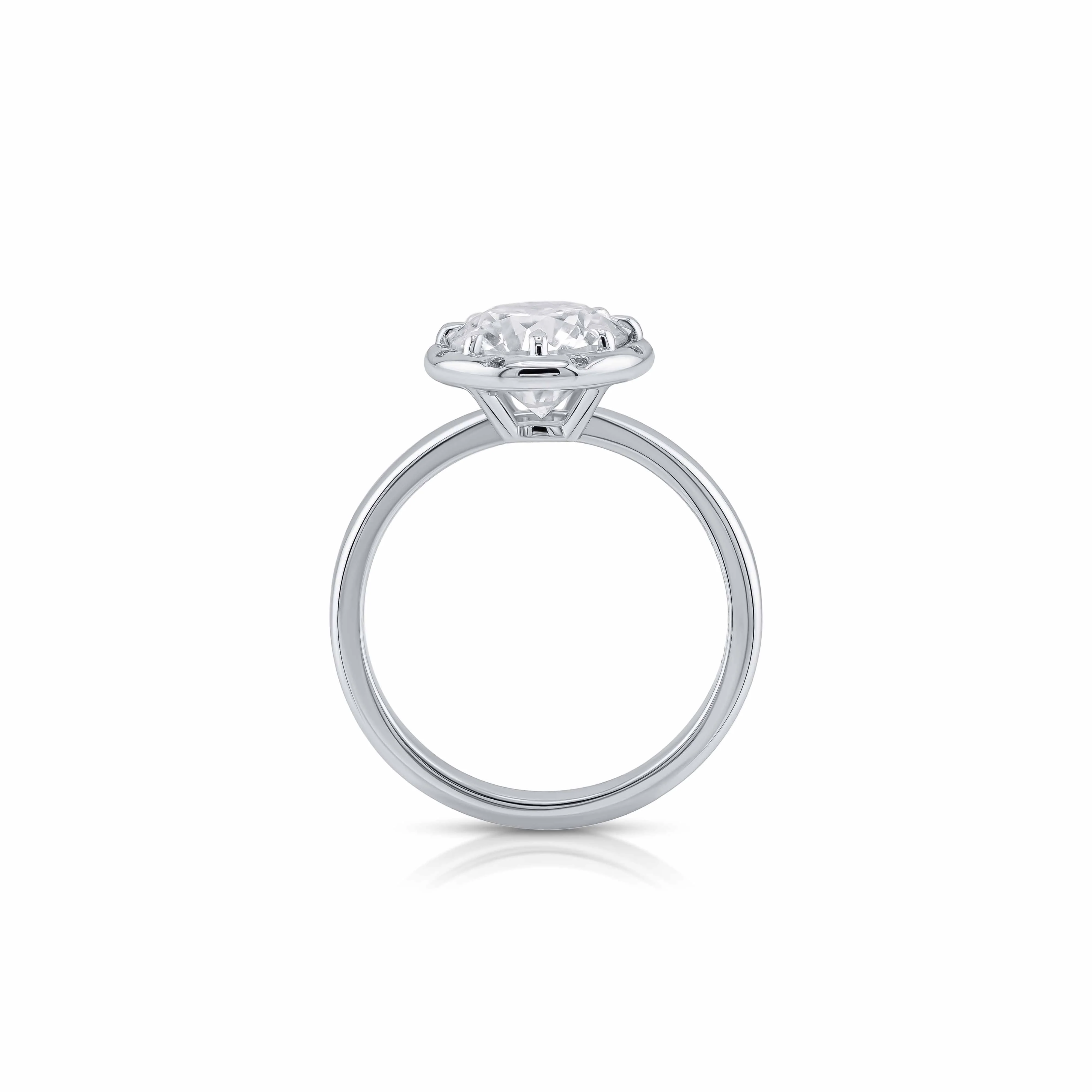 Eve Bezel Diamond Halo Ring - Image 4
