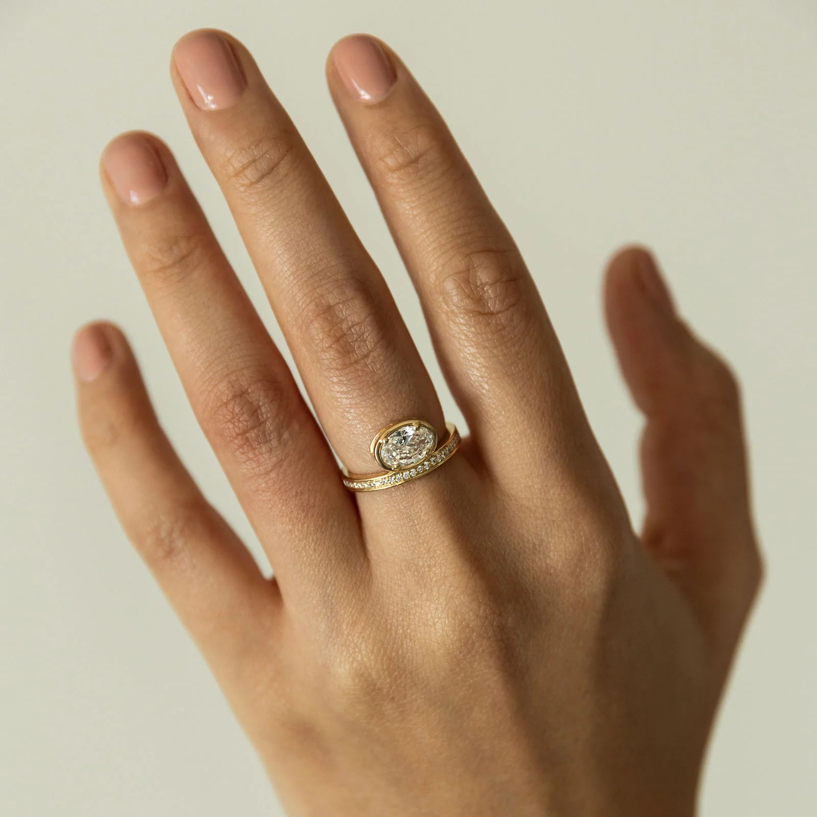 Horizon Diamond Engagement Ring - Image 3