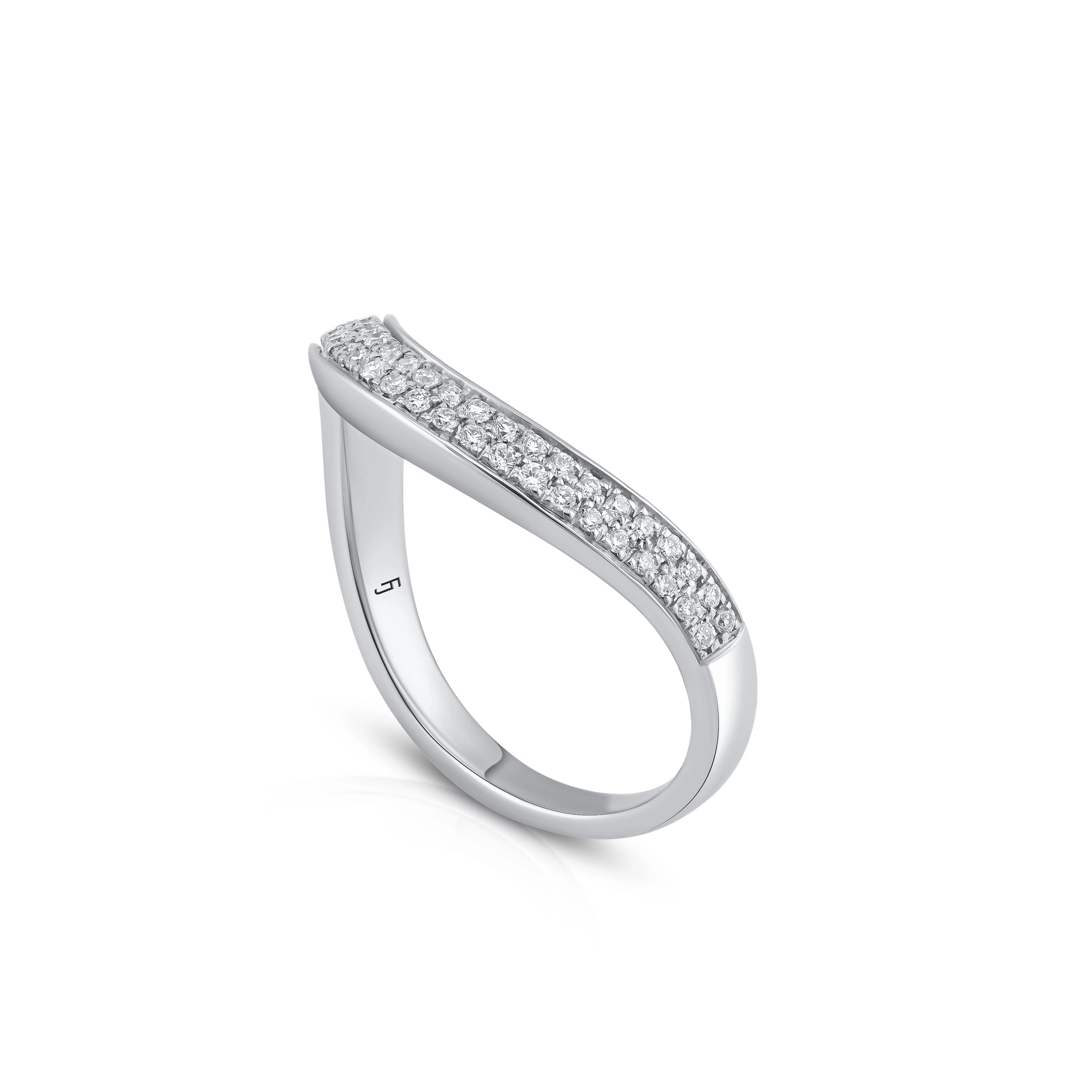 Iris Contour Wedding Band - Image 7
