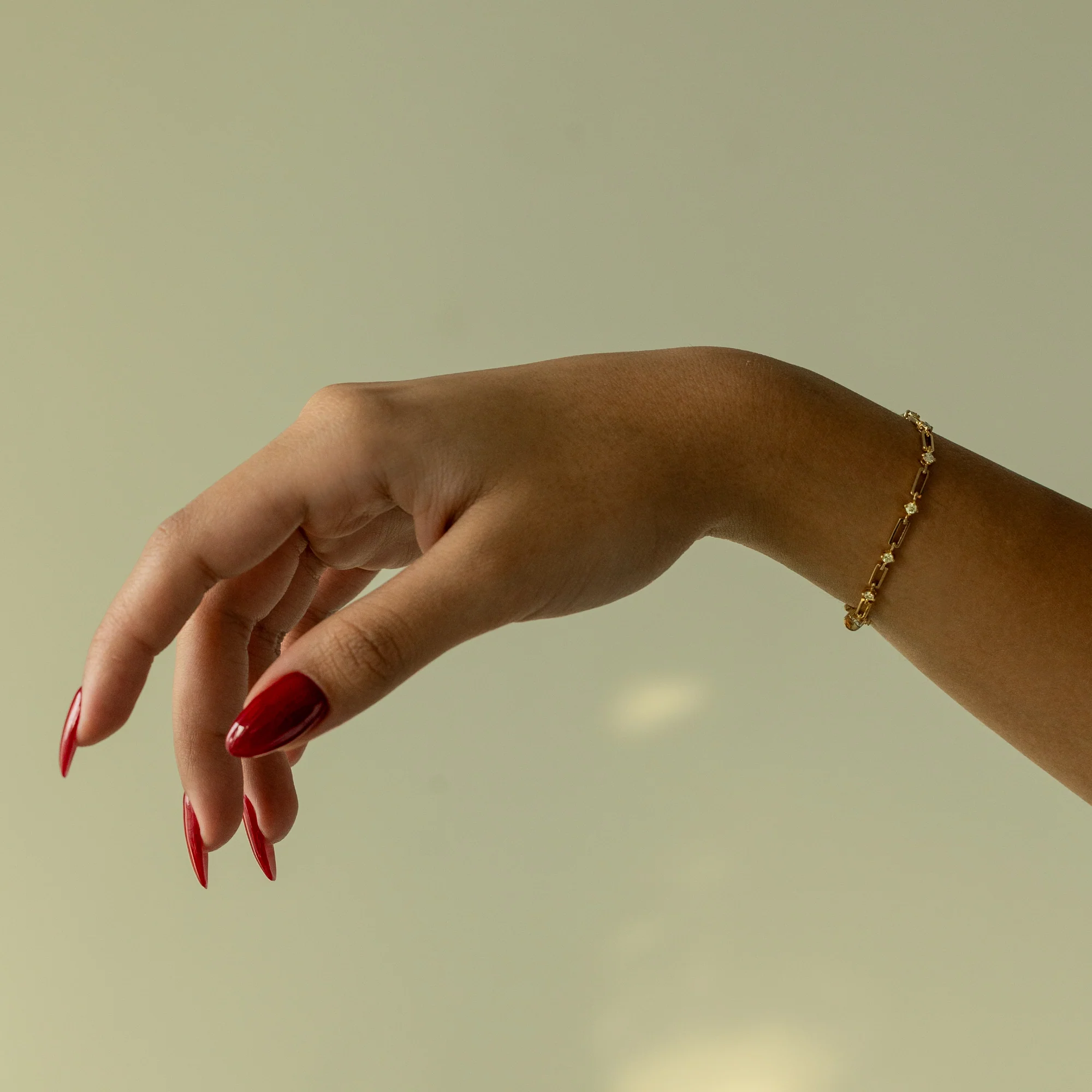 Orbit Diamond Link Bracelet - Image 3
